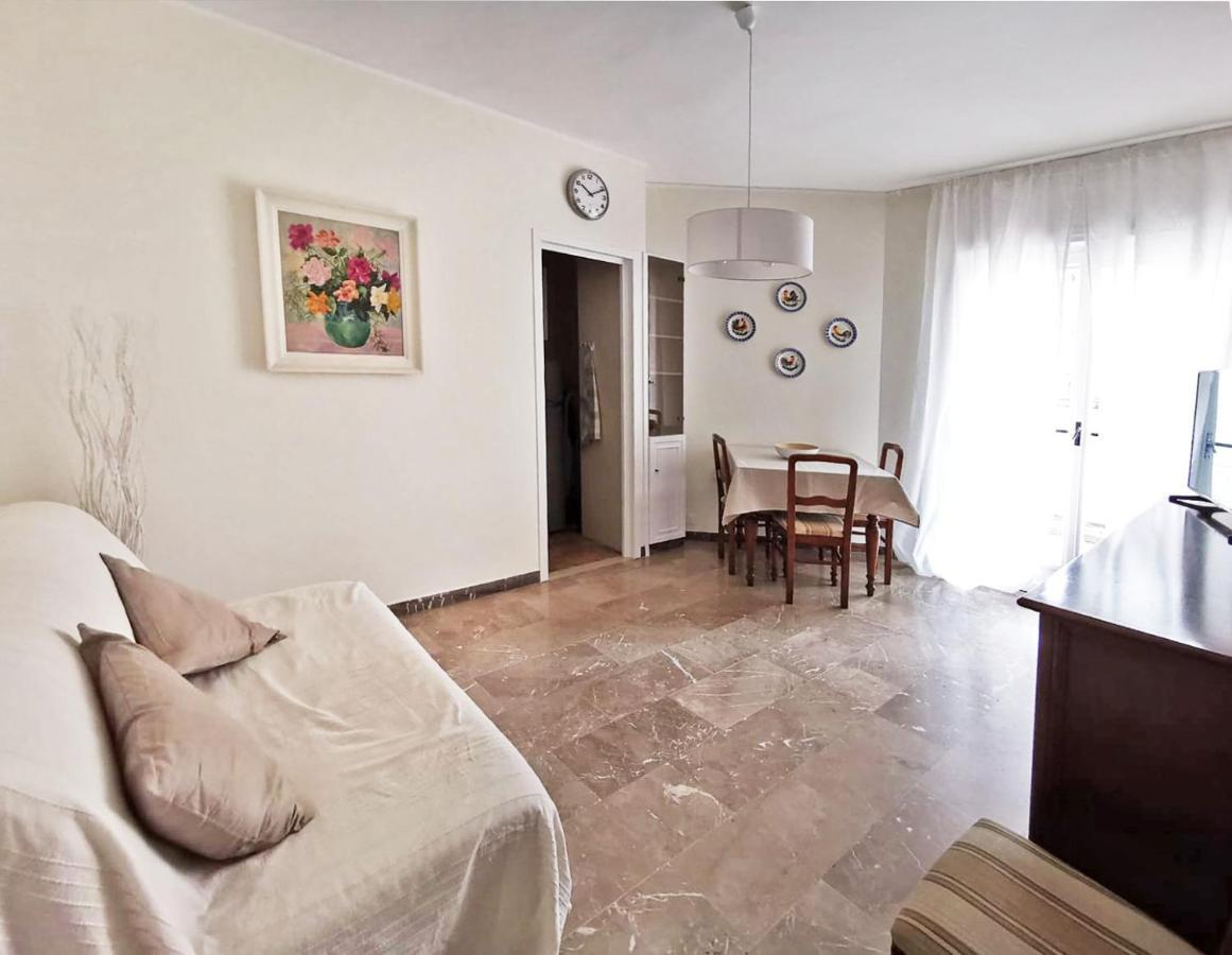 Casa Margherita, Centrale A Due Passi Dal Mare Bordighera Exterior foto